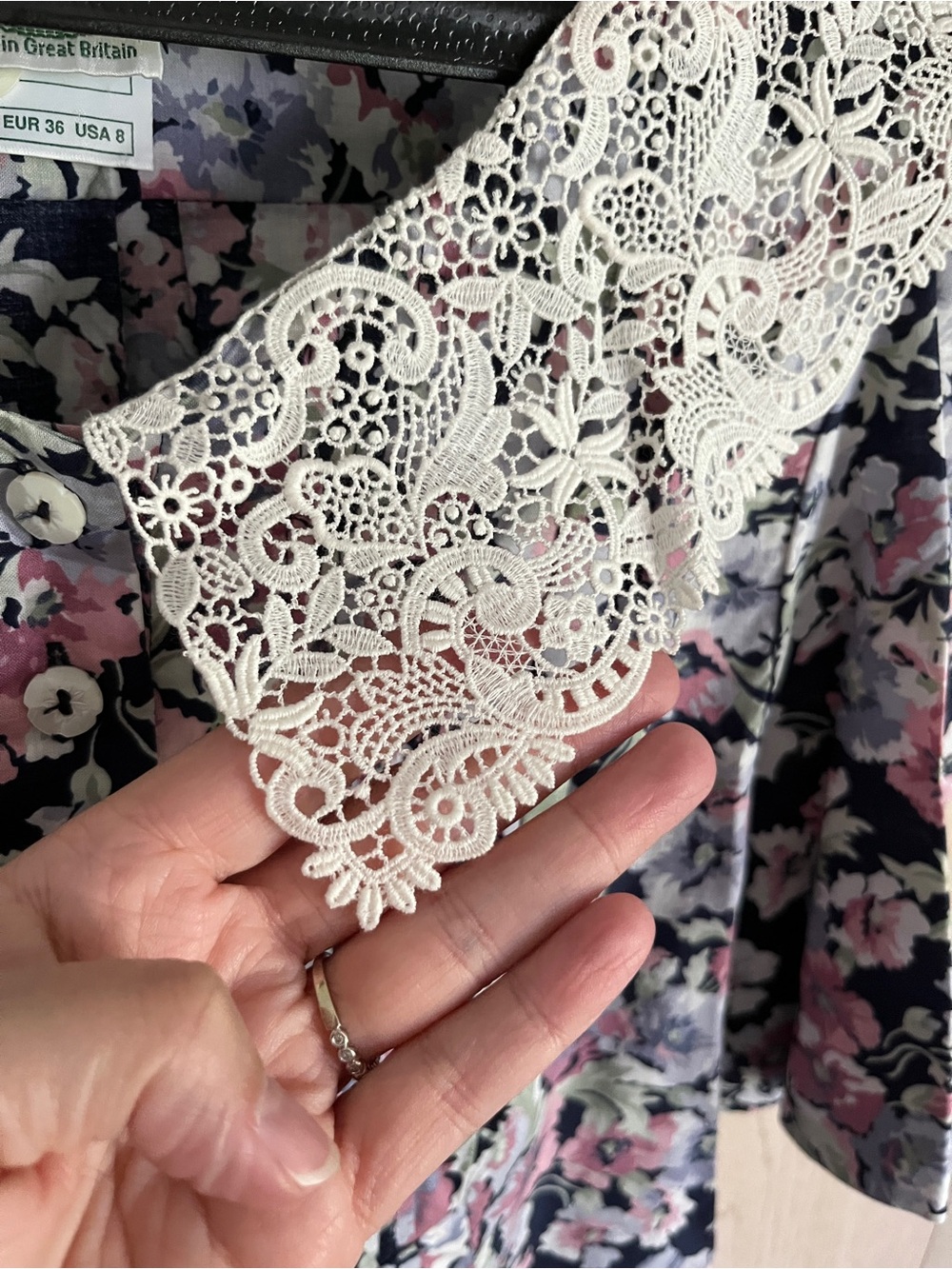 Laura Ashley Vintage Floral short sleeved dress Lace Collar Size 8 - Picture 8 of 9